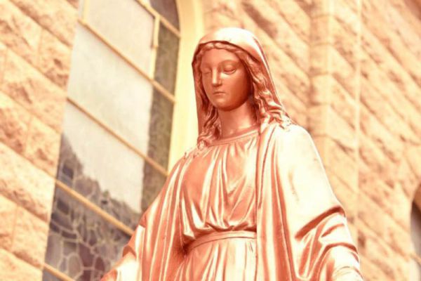 mmog-blessed-mother6A309A68-0E6B-48A8-8A0F-37E2238C92E9.jpg
